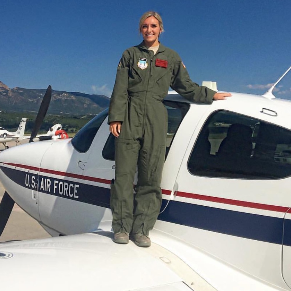 Meet your Posher, Brooke